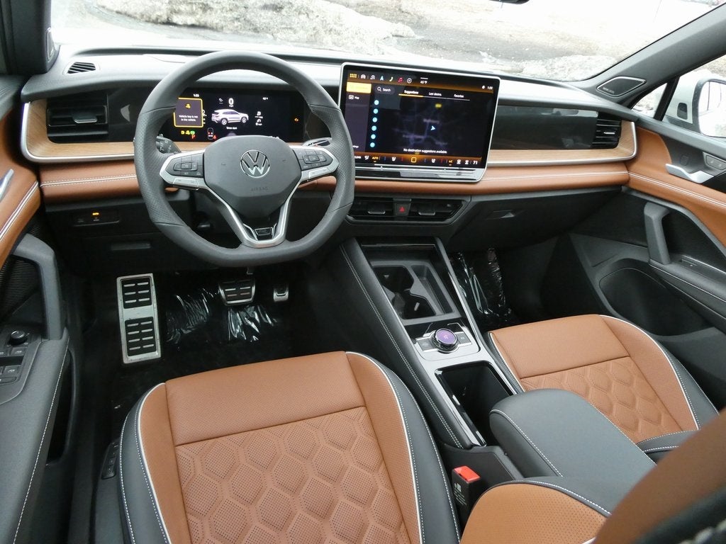 2026 Volkswagen Tiguan 2.0T SEL R-Line Turbo