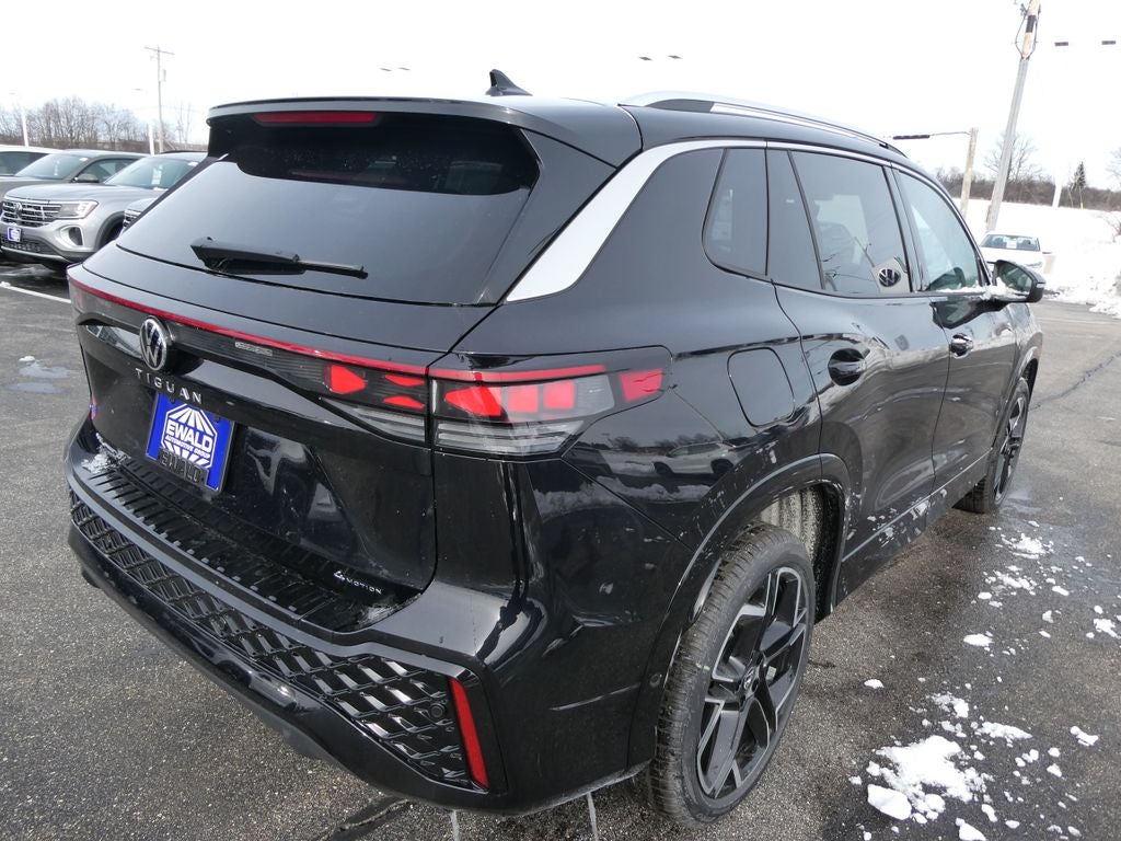 2026 Volkswagen Tiguan 2.0T SEL R-Line Turbo