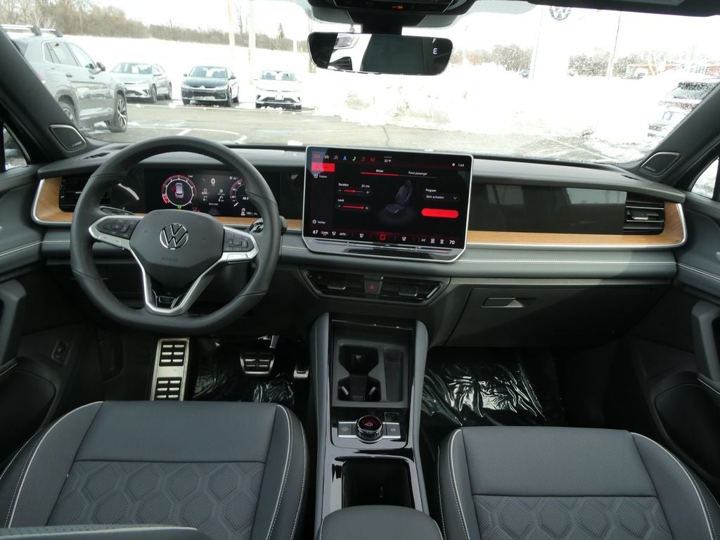 2026 Volkswagen Tiguan 2.0T SEL R-Line Turbo