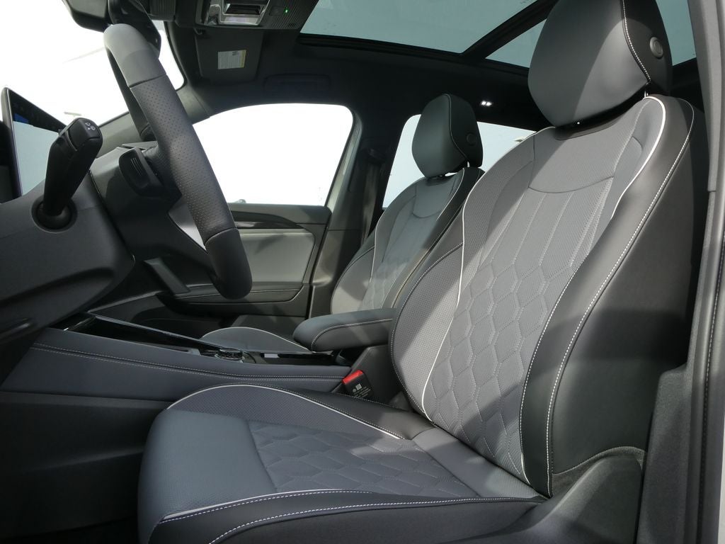 2026 Volkswagen Tiguan 2.0T SEL R-Line Turbo