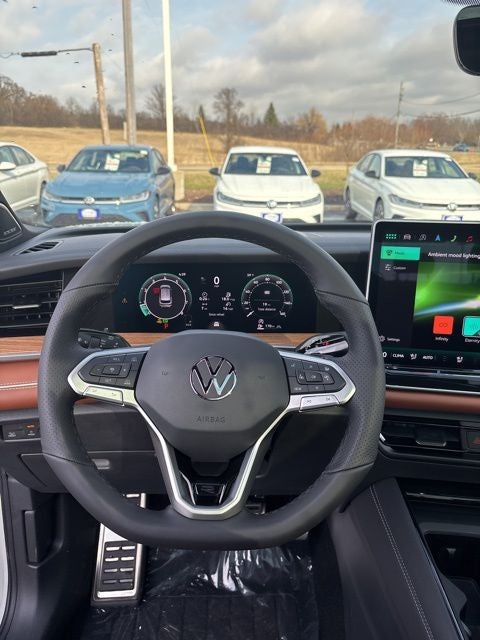 2026 Volkswagen Tiguan 2.0T SEL R-Line Turbo