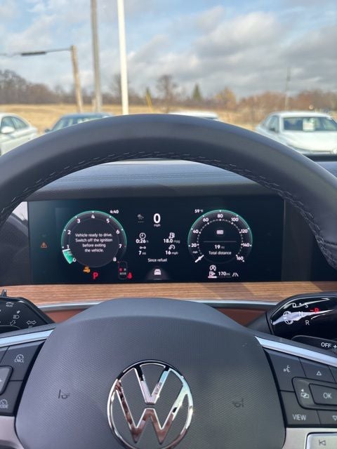 2026 Volkswagen Tiguan 2.0T SEL R-Line Turbo