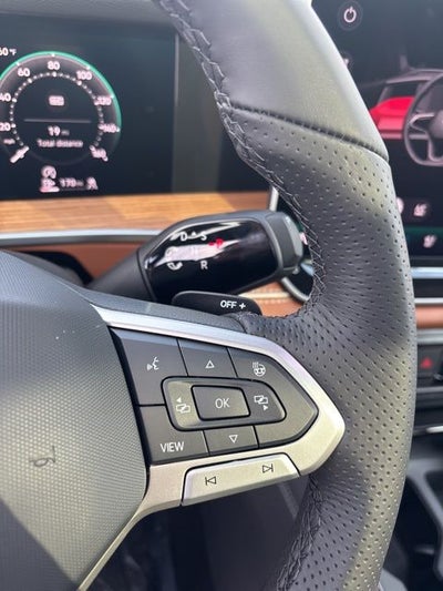 2026 Volkswagen Tiguan 2.0T SEL R-Line Turbo