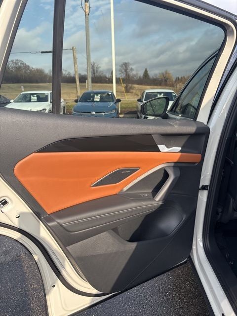 2026 Volkswagen Tiguan 2.0T SEL R-Line Turbo