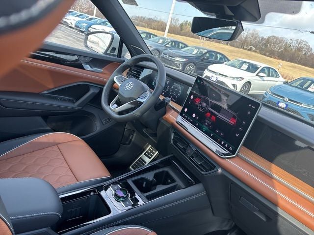 2026 Volkswagen Tiguan 2.0T SEL R-Line Turbo