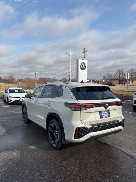 2026 Volkswagen Tiguan 2.0T SEL R-Line Turbo