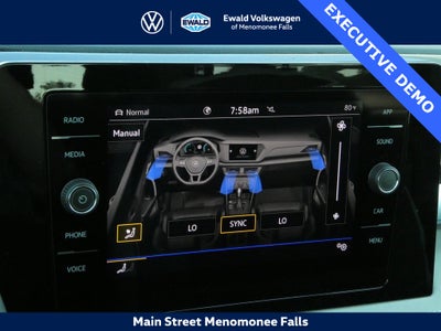2025 Volkswagen Taos 1.5T SE