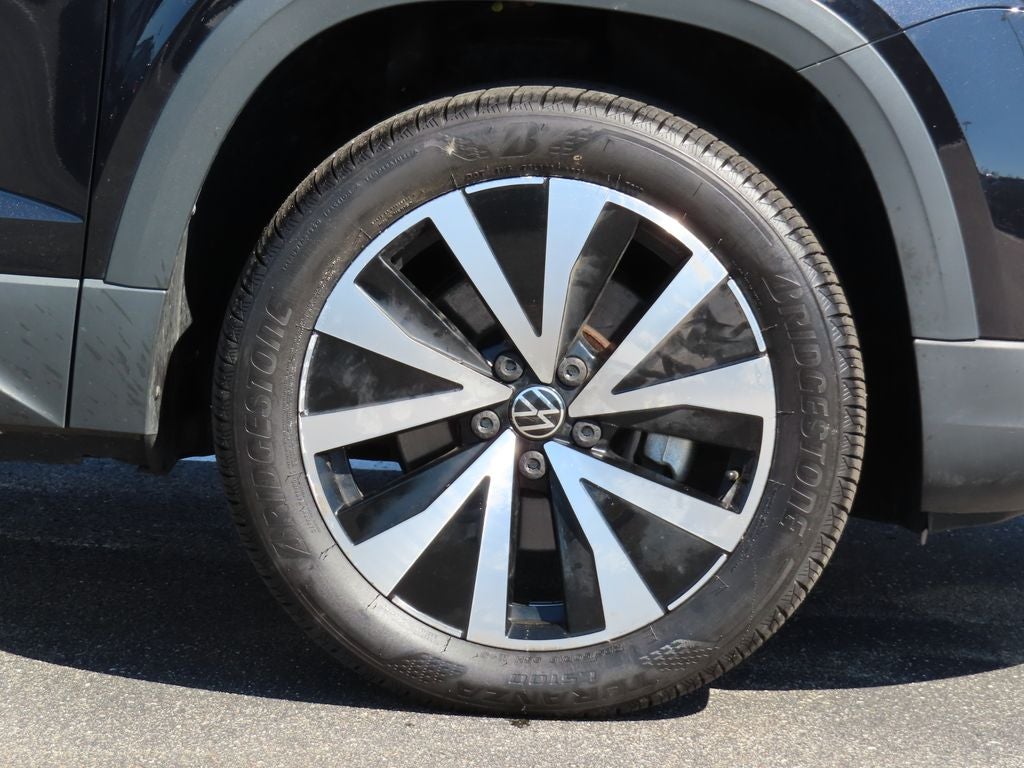 2022 Volkswagen Taos 1.5T SE