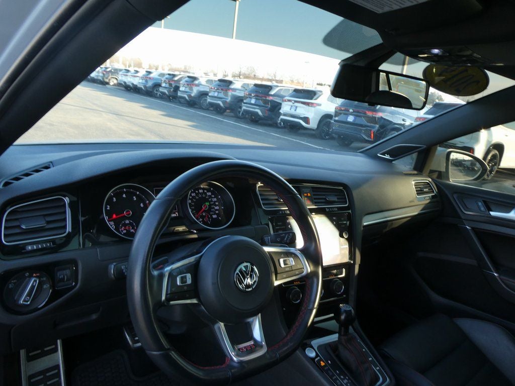 2019 Volkswagen Golf GTI 2.0T SE