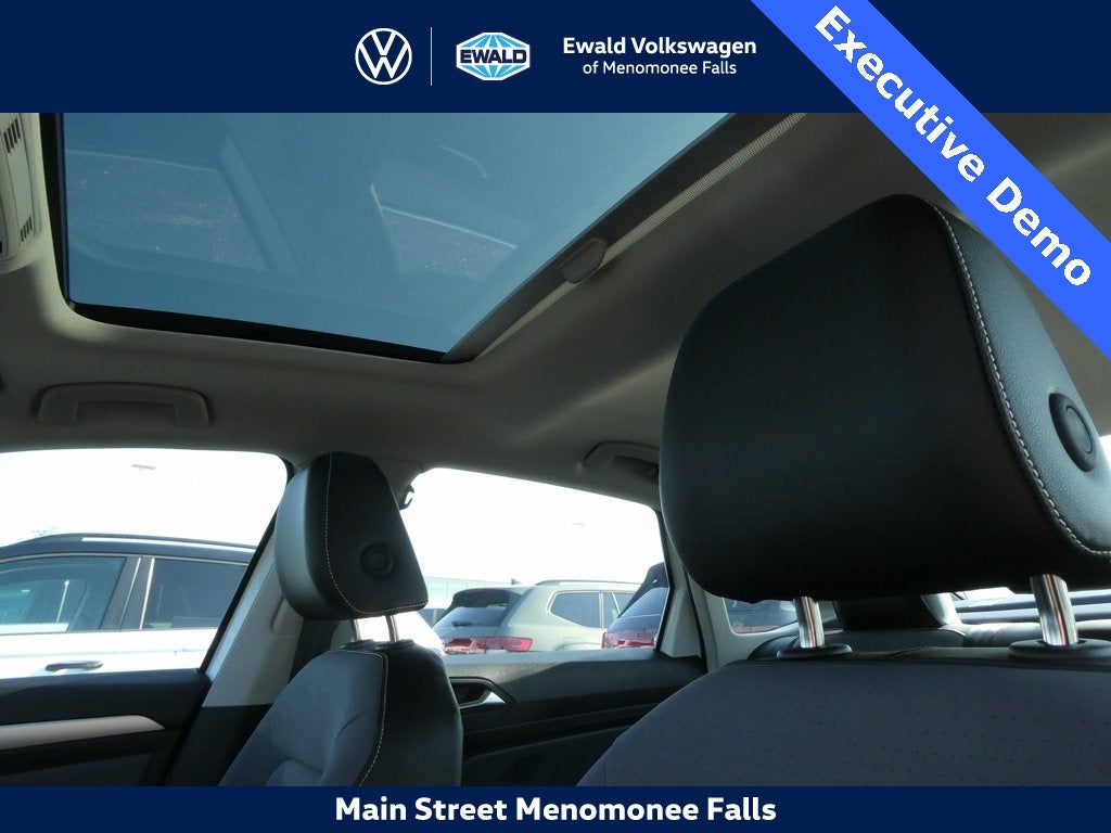 2025 Volkswagen Jetta 1.5T SE