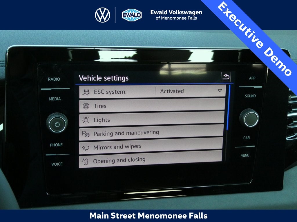 2025 Volkswagen Jetta 1.5T SE