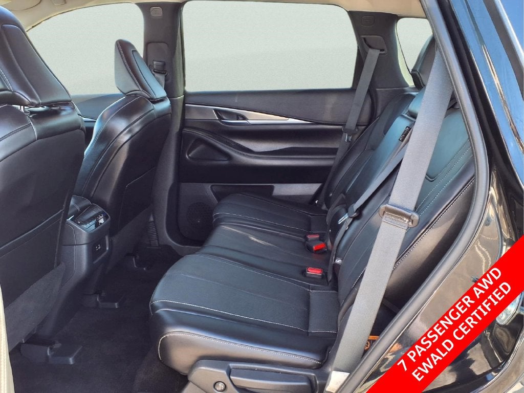 2025 INFINITI QX60 LUXE
