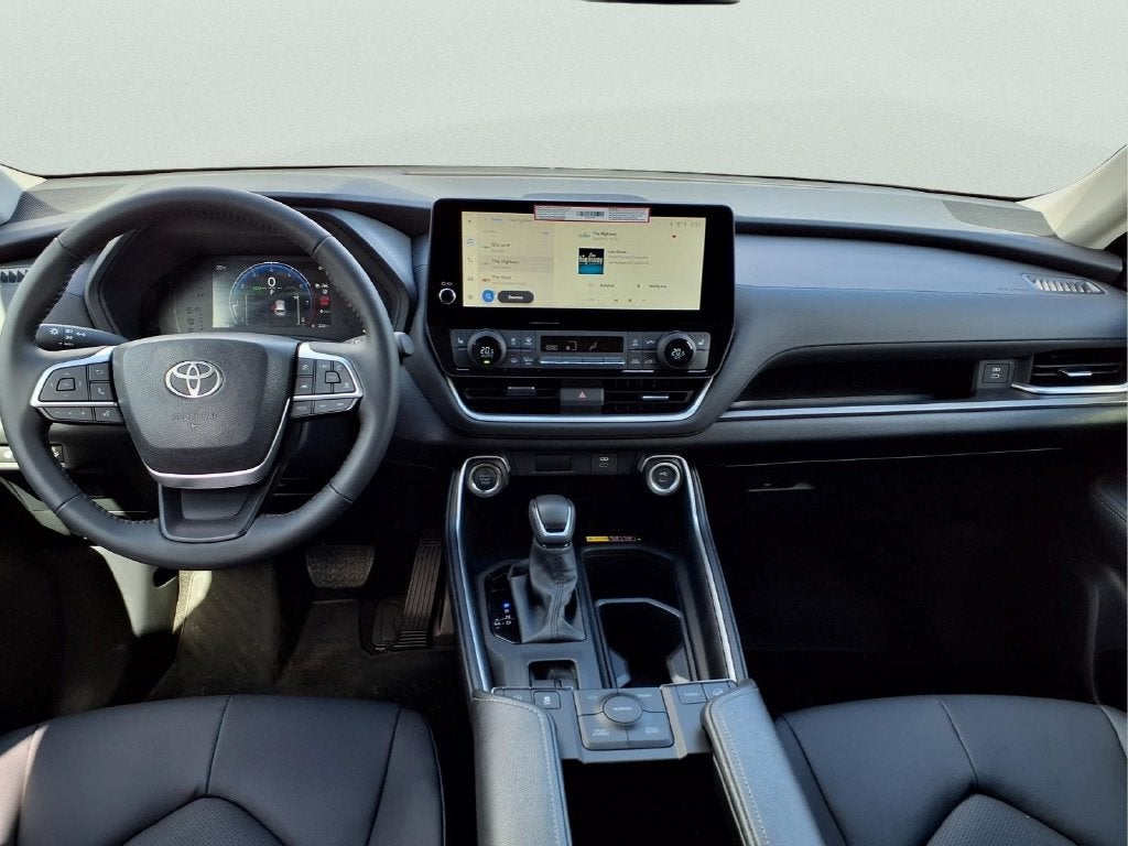 2026 Toyota Grand Highlander Base