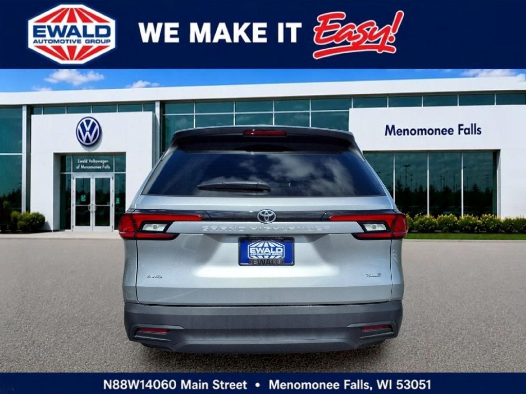 2026 Toyota Grand Highlander Base