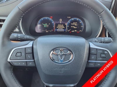 2026 Toyota Highlander Hybrid Platinum