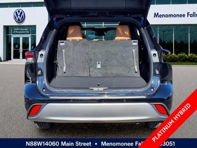 2026 Toyota Highlander Hybrid Platinum