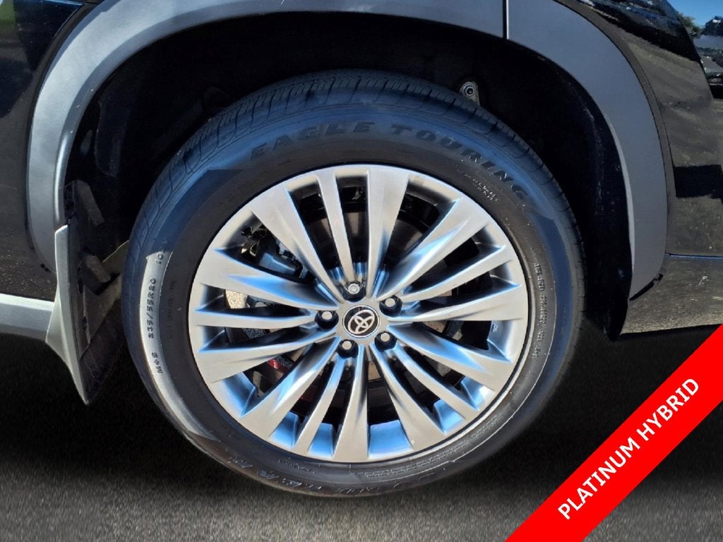 2026 Toyota Highlander Hybrid Platinum