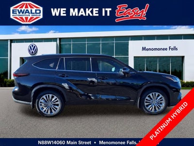 2026 Toyota Highlander Hybrid Platinum