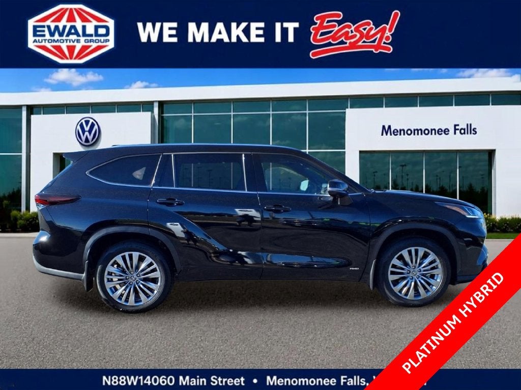 2026 Toyota Highlander Hybrid Platinum