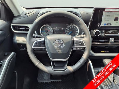 2026 Toyota Highlander Hybrid XLE