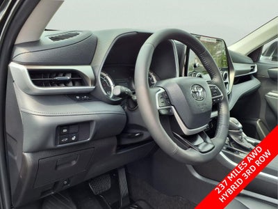 2026 Toyota Highlander Hybrid XLE