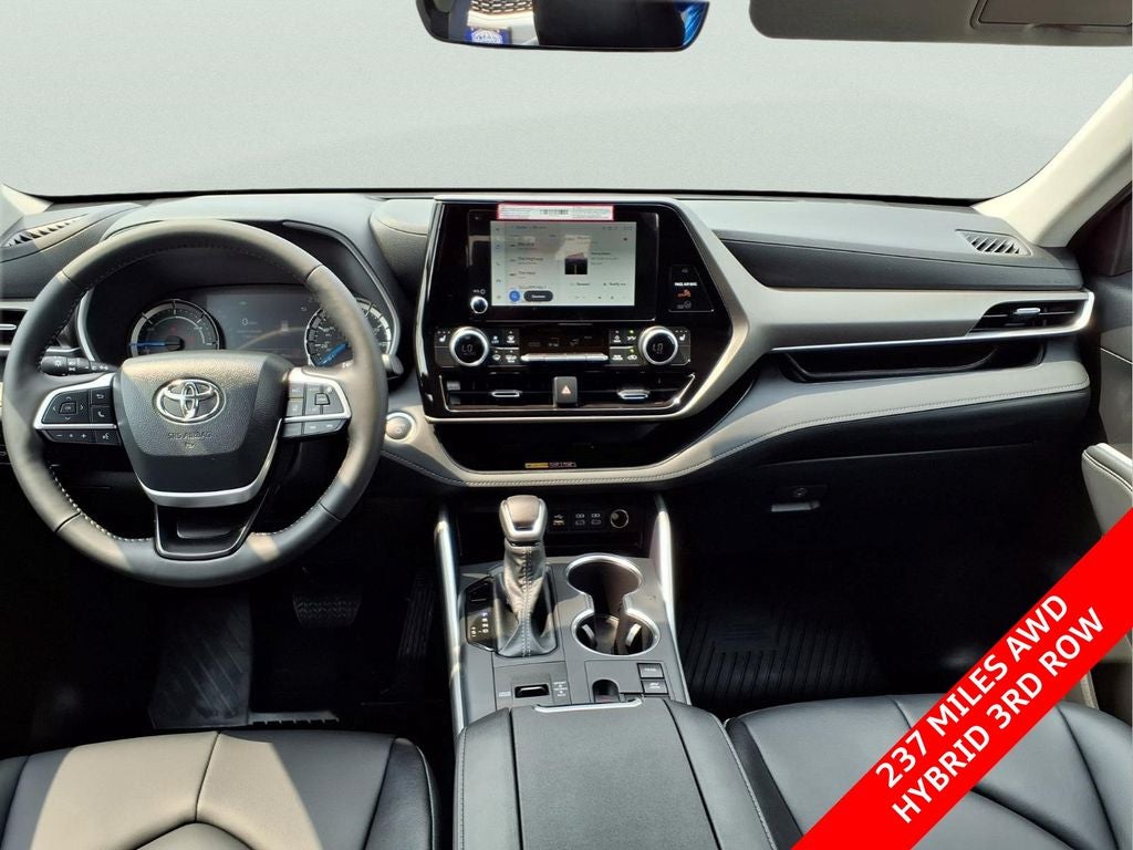 2026 Toyota Highlander Hybrid XLE