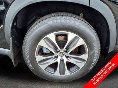 2026 Toyota Highlander Hybrid XLE