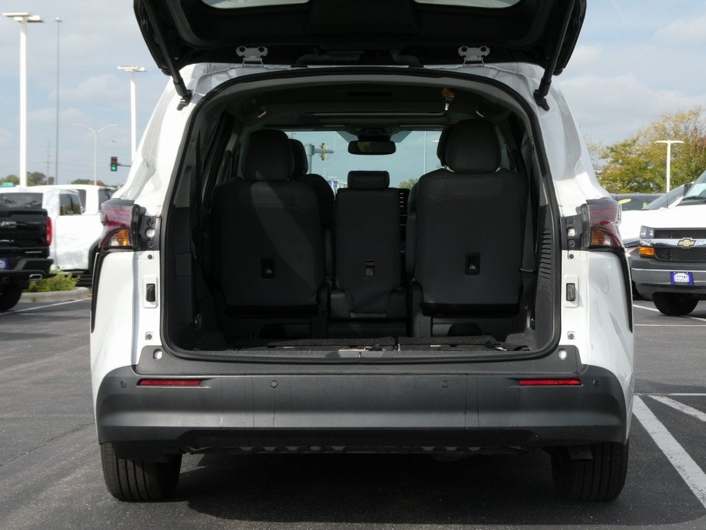 2023 Toyota Sienna XLE