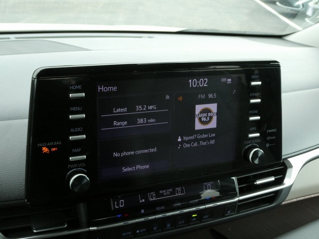 2023 Toyota Sienna XLE