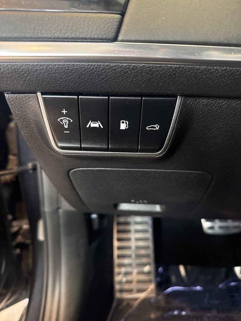 2023 Kia Stinger GT2