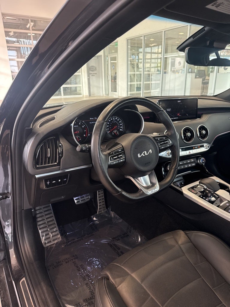 2023 Kia Stinger GT2