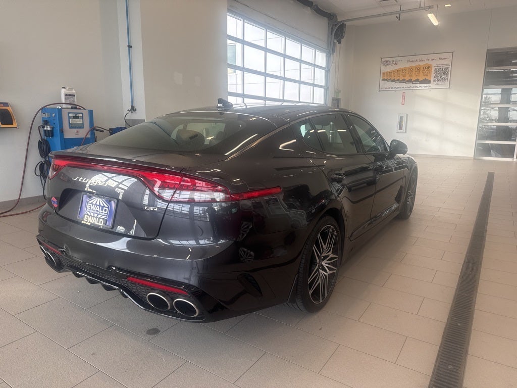 2023 Kia Stinger GT2