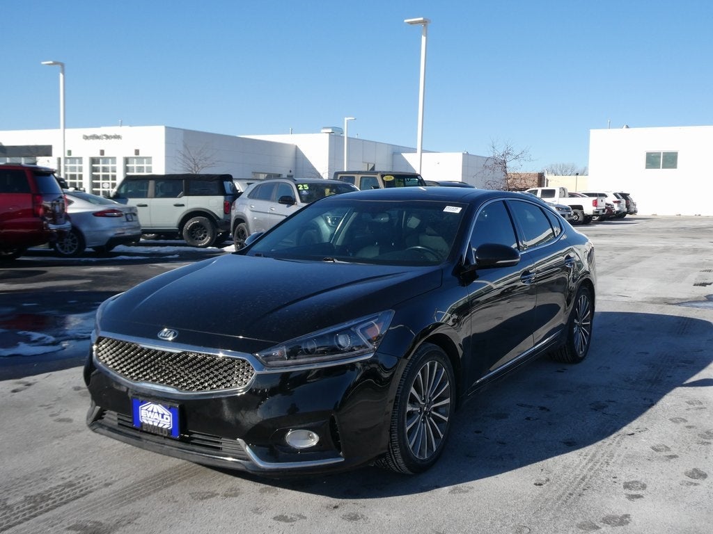 2018 Kia Cadenza Premium