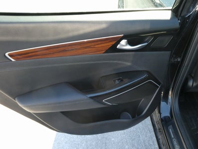 2018 Kia Cadenza Premium