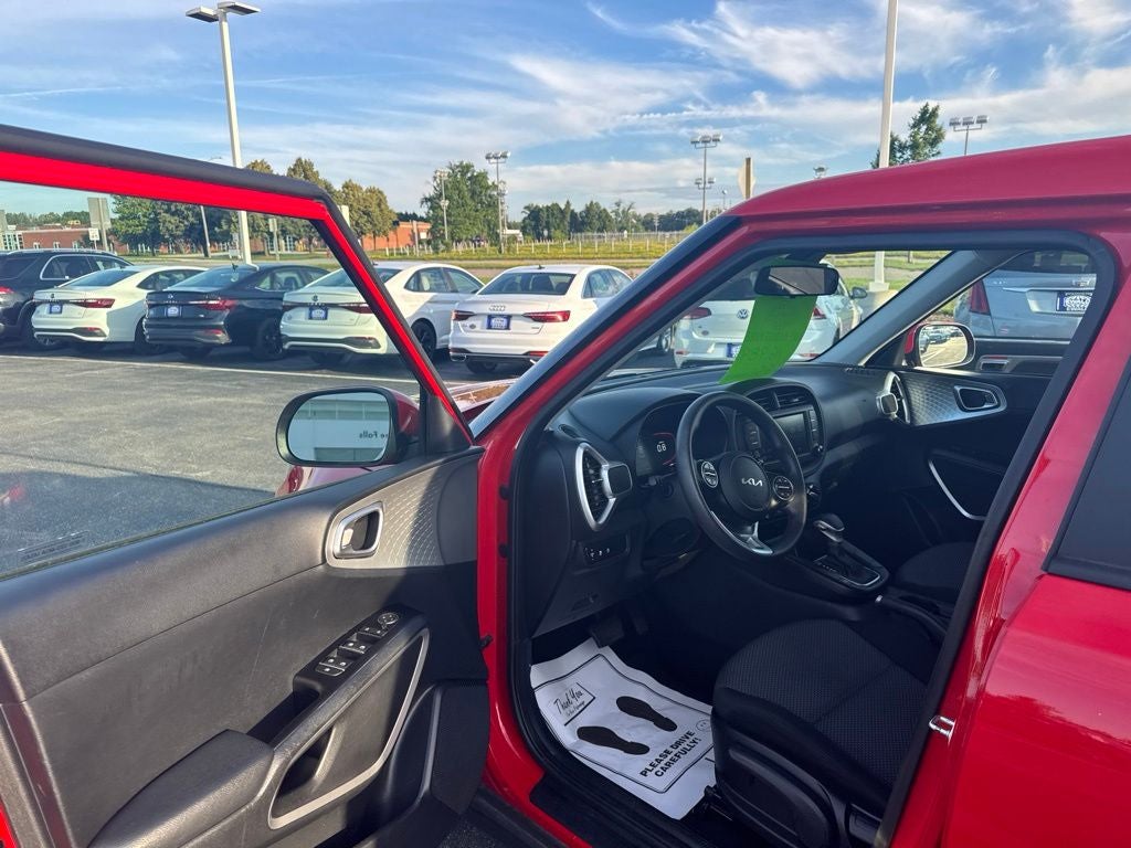 2024 Kia Soul LX