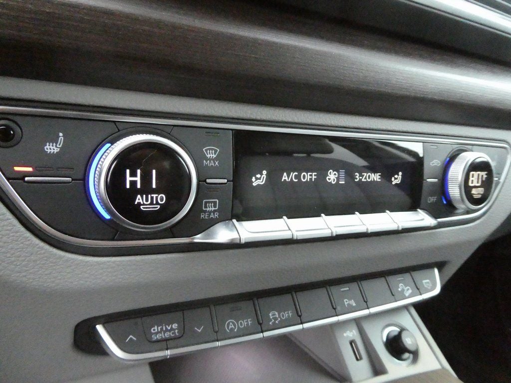 2022 Audi Q5 45 S line Premium Plus quattro