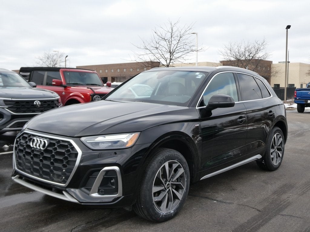 2022 Audi Q5 45 S line Premium Plus quattro