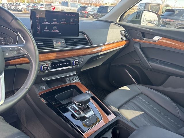 2023 Audi Q5 45 S line Premium quattro