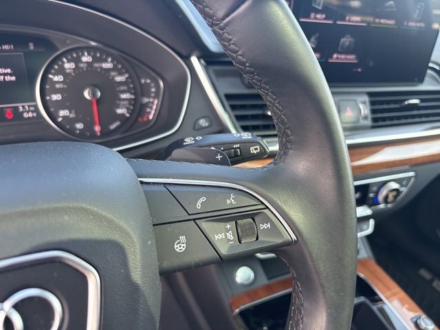 2023 Audi Q5 45 S line Premium quattro