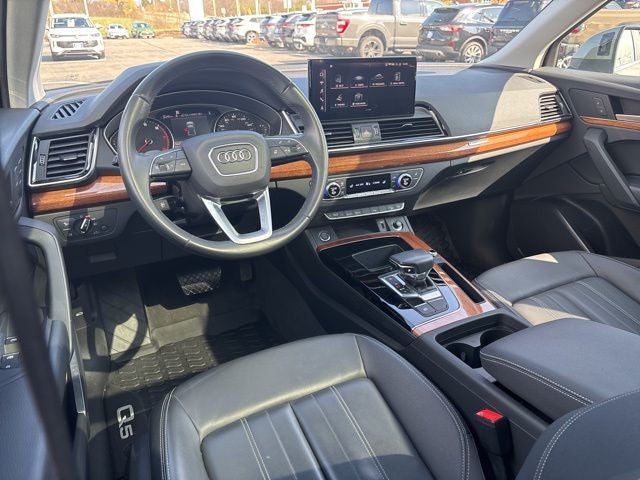2023 Audi Q5 45 S line Premium quattro