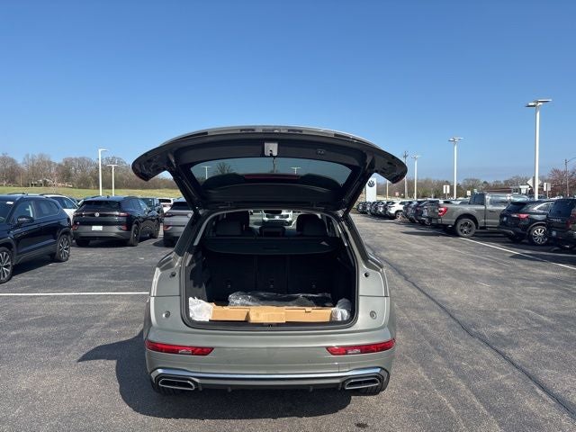 2023 Audi Q5 45 S line Premium quattro