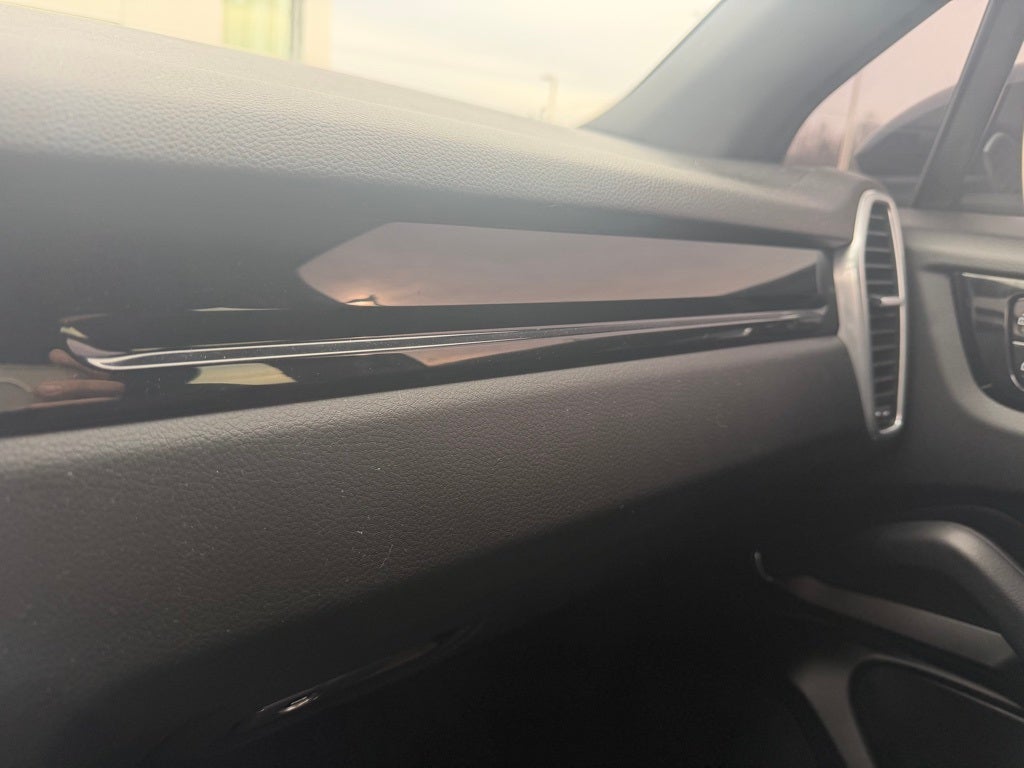 2021 Porsche Cayenne Base