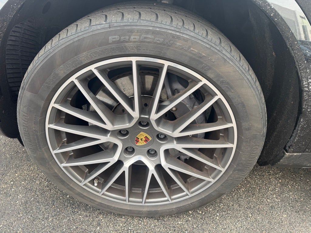 2021 Porsche Cayenne Base