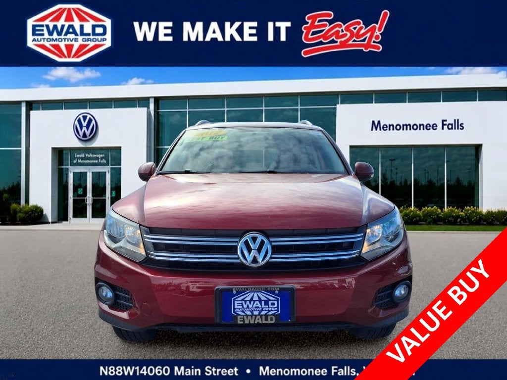 Used 2012 Volkswagen Tiguan SE with VIN WVGAV7AX6CW002522 for sale in Menomonee Falls, WI