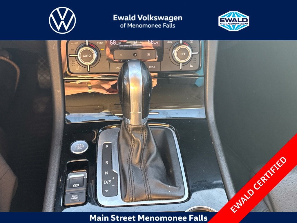 2017 Volkswagen Touareg V6 Sport 4Motion