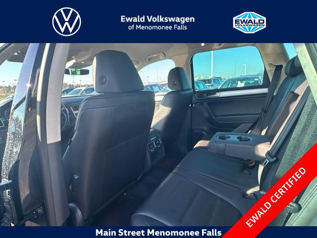 2017 Volkswagen Touareg V6 Sport 4Motion