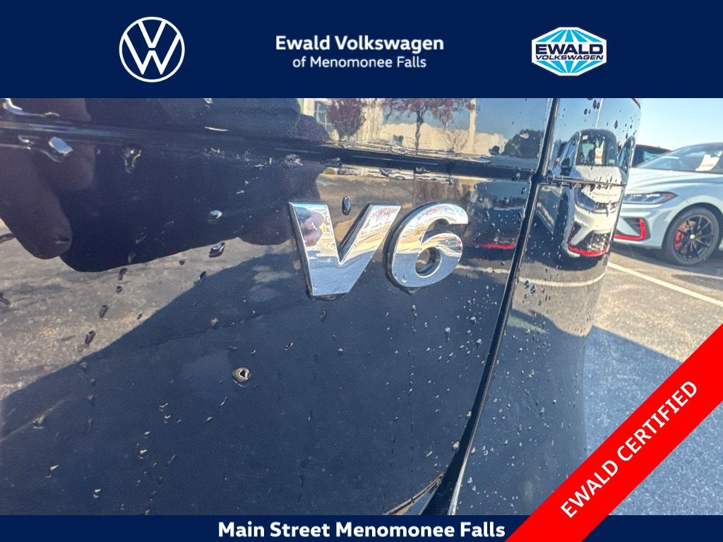 2017 Volkswagen Touareg V6 Sport 4Motion