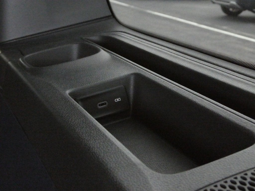 2025 Volkswagen ID. Buzz Pro S Plus