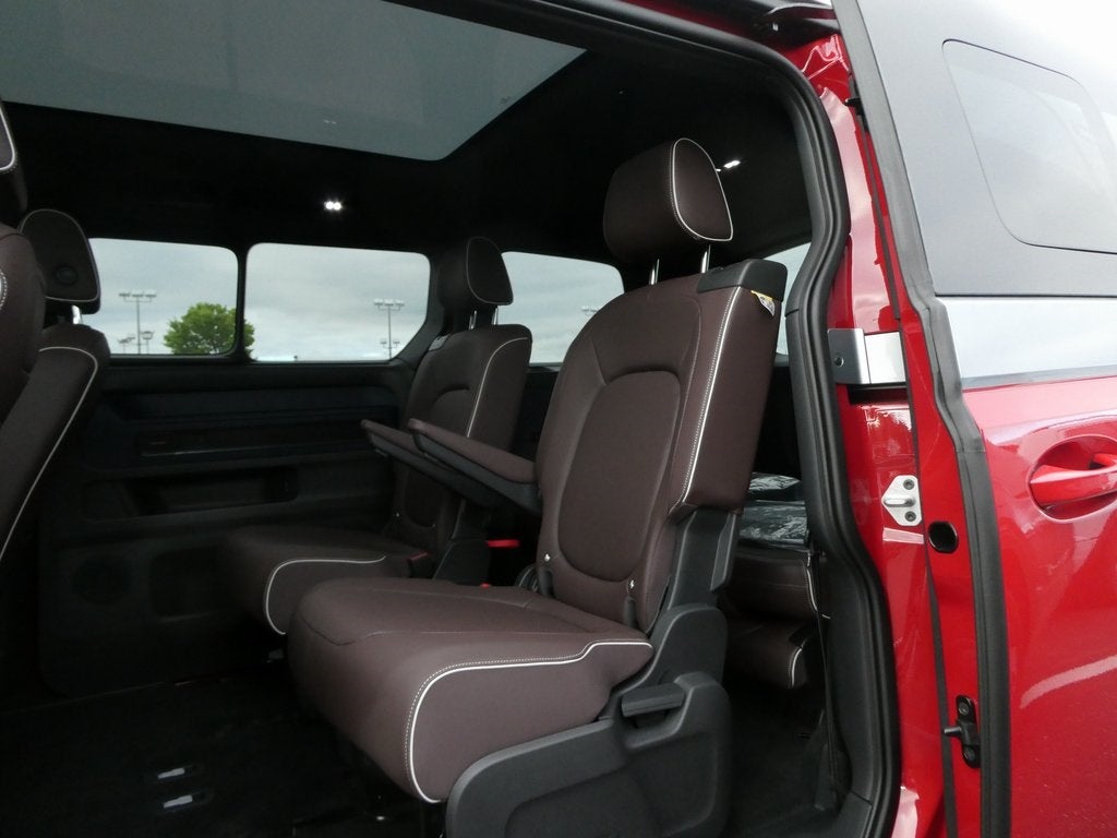 2025 Volkswagen ID. Buzz Pro S Plus