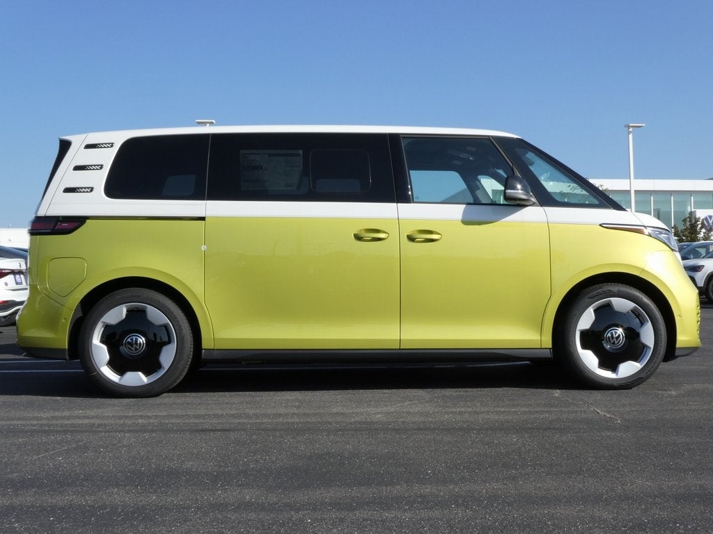 2025 Volkswagen ID. Buzz Pro S Plus
